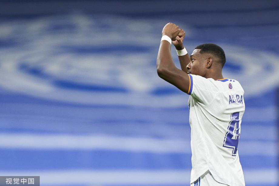 他依然能从 他依然能从